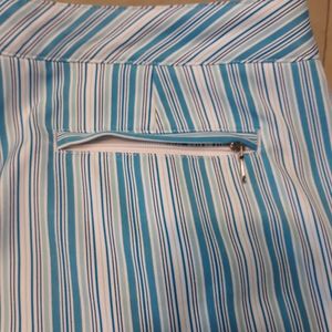 Bette & Court Capris